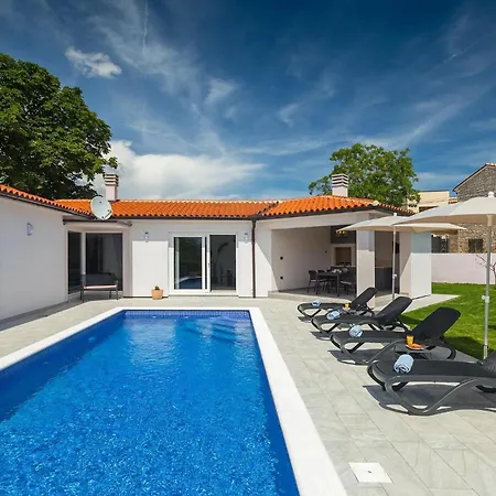 Nana Holiday home *